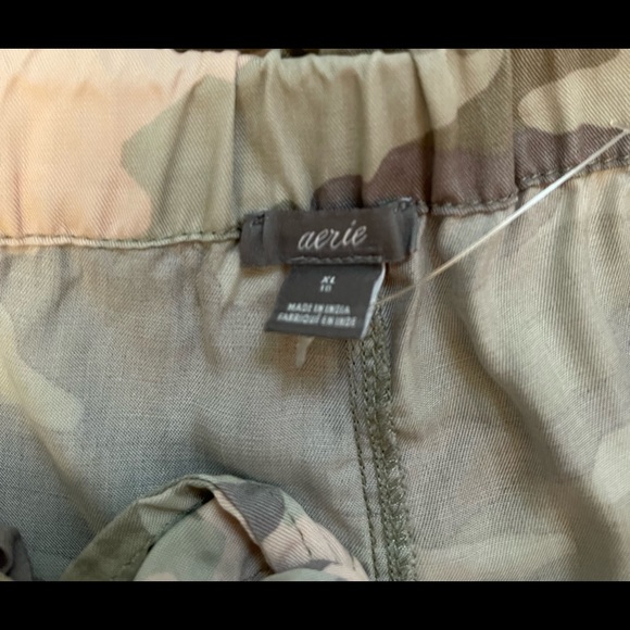 Aerie Camouflage Tie Front Shorts XL - Picture 2 of 3